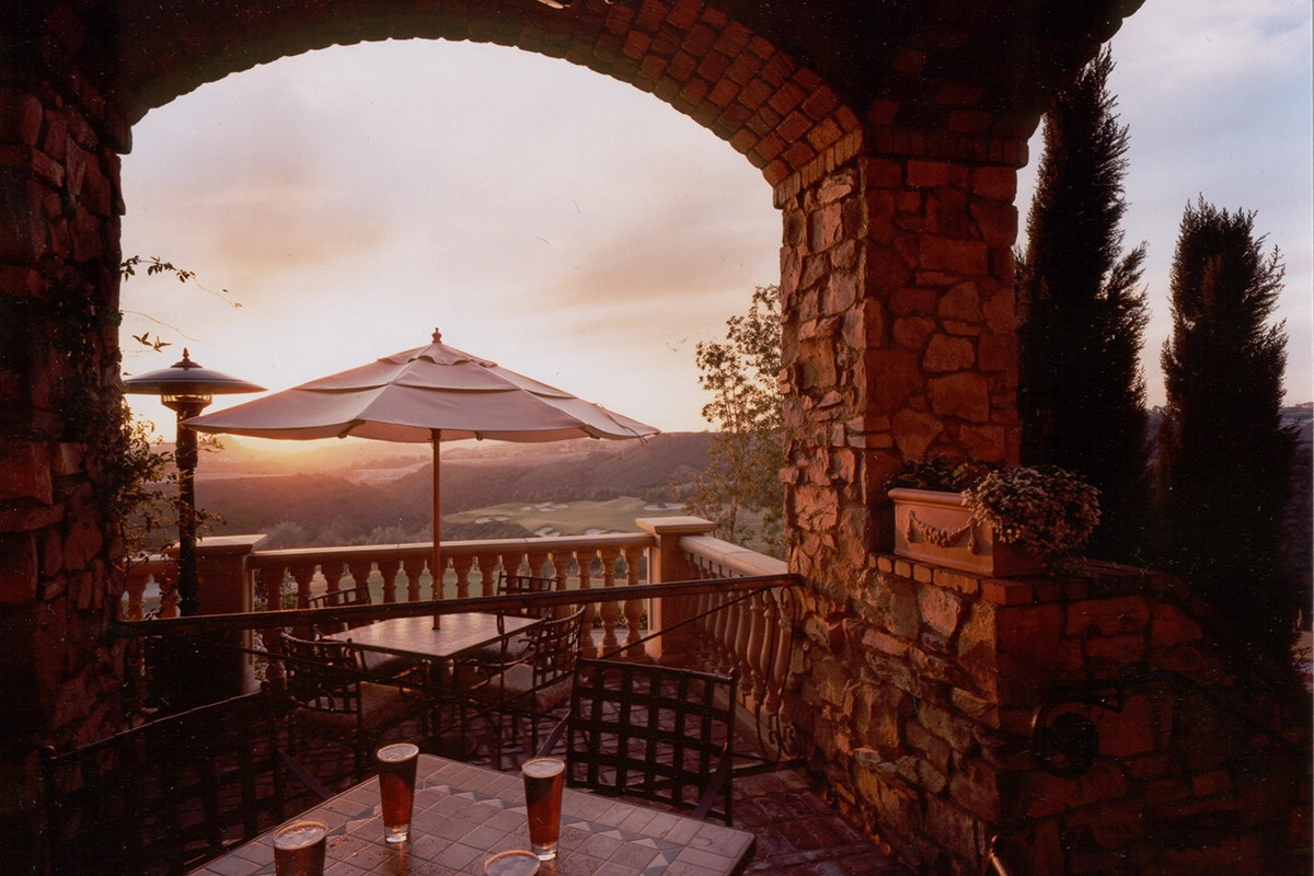 bridges-rancho-santa-fe-patio-sunset-view